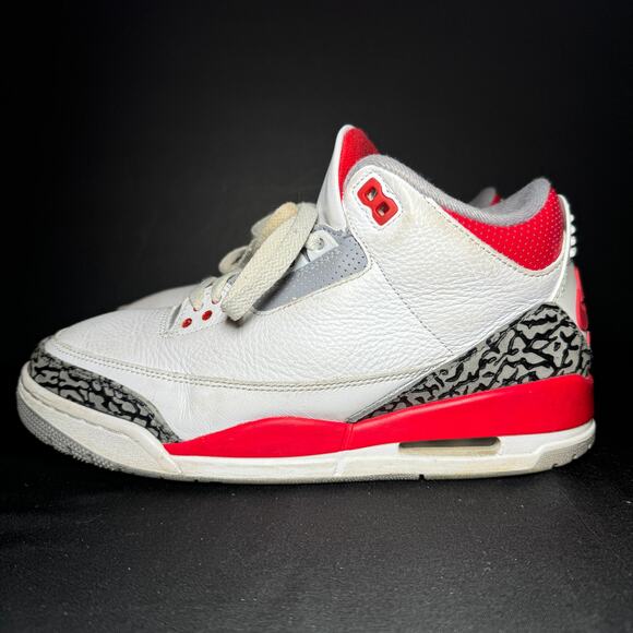 Size 8 - Nike Air Jordan 3 Retro Fire Red 2022 Men's Shoes - Picture 9 of 9
